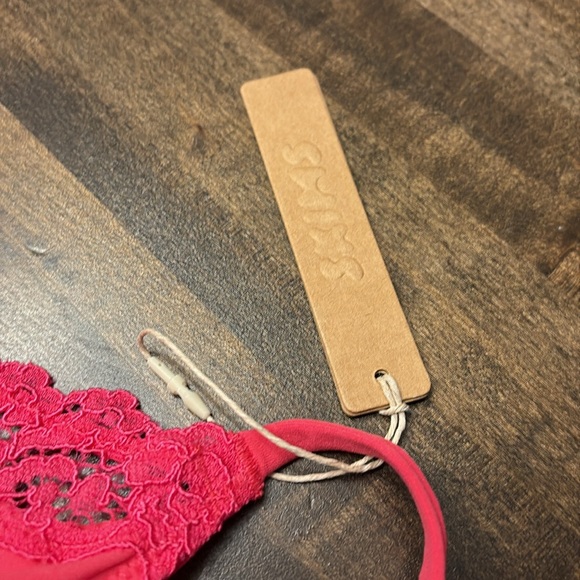 NWT Skims Fits Everybody Unlined Lace Bra - Picture 5 of 7